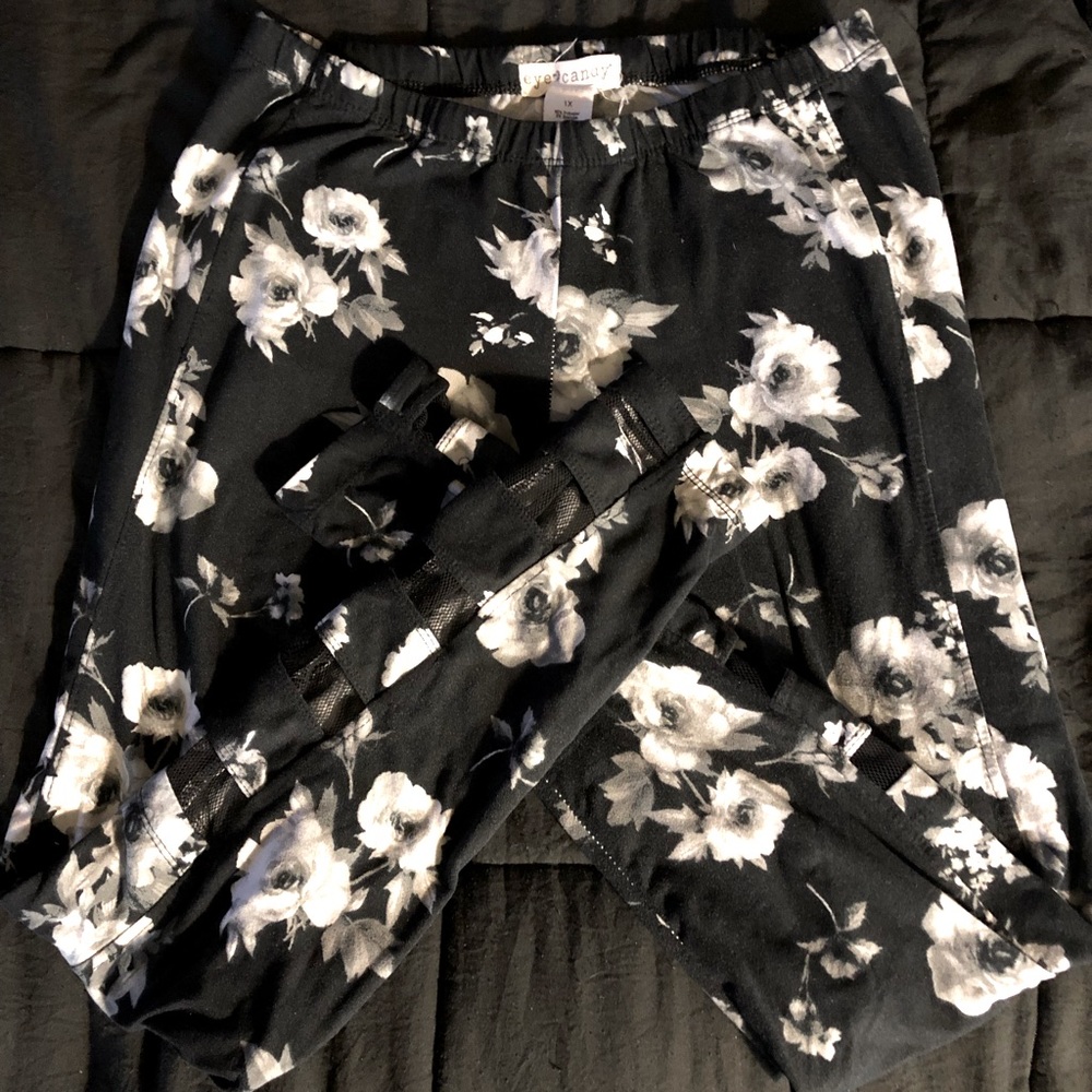 Eye Candy Floral Leggings Size 1X